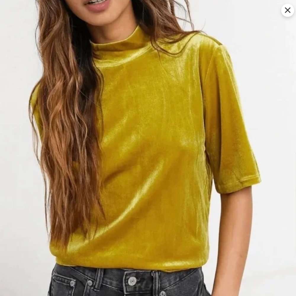 Madewell Velvet Mockneck Top